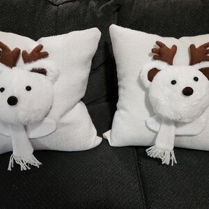 Throw pillows